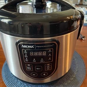 Aroma rice cooker